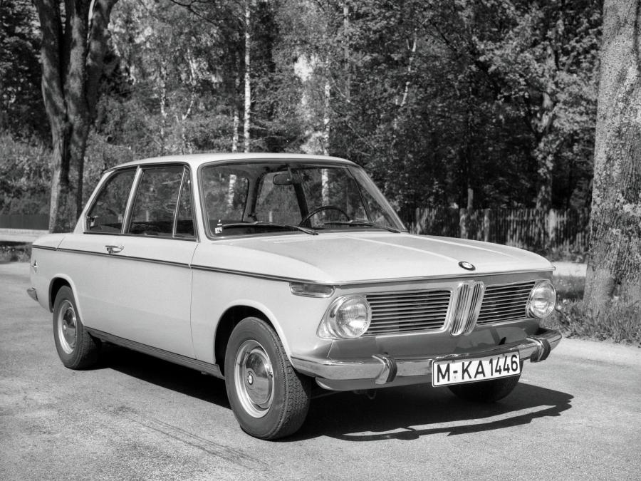  BMW 1600-2 (E10) 1966 года  (фото 6 из 15)